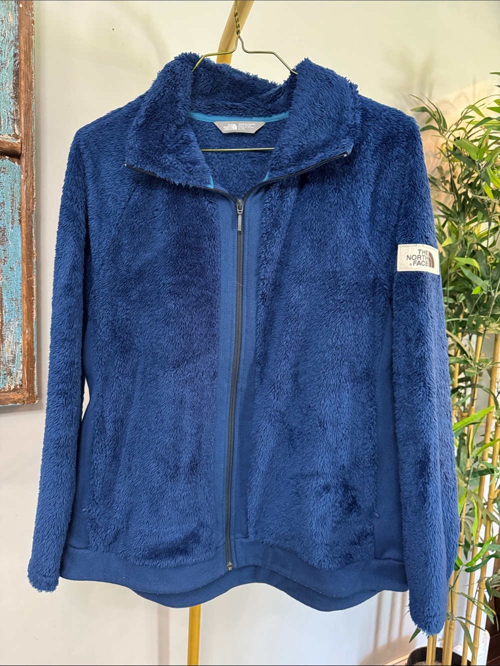The North Face Women's Navy Blue Teddy Fleece Jacket
